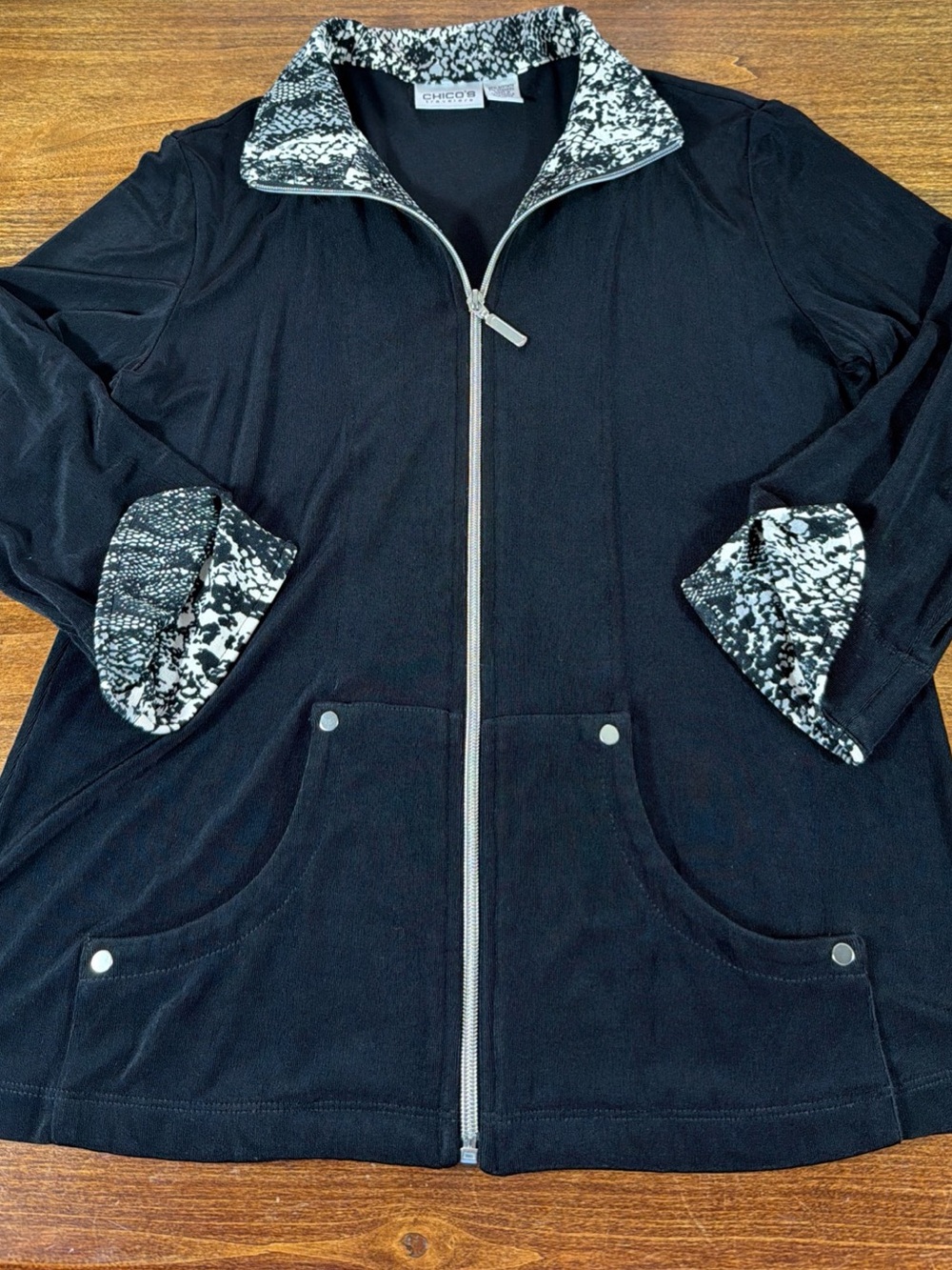 Chico’s Black Zip-Front Women's Jacket with Patterned Trim 3/4 Sleeve Size Small